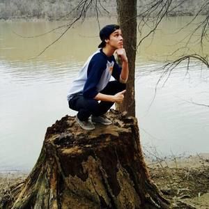 Meet your Posher, Casey